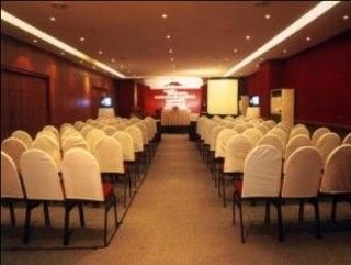 Rachaphruk Grand Hotel Nakhonratchasima Екстериор снимка